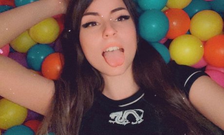 Abbyimu porn model picture