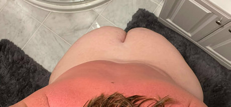 thecrimsonmommy pornstar sexy img