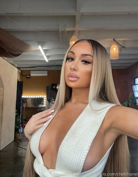 chefchanel star hot pic