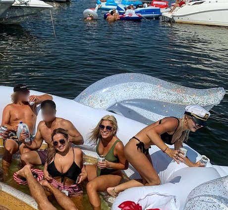 Tatiana Gianacopoulos model hd images