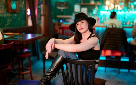 audreybelletv model nude images