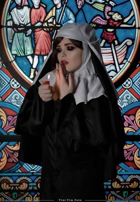 Di Simon nude actress images