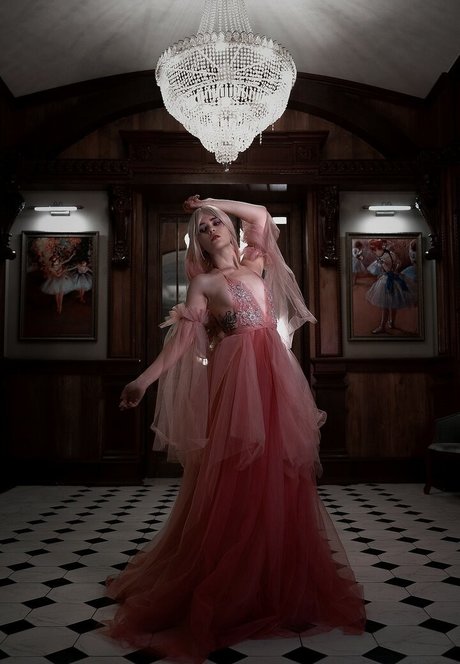 Di Simon pornstar art photos