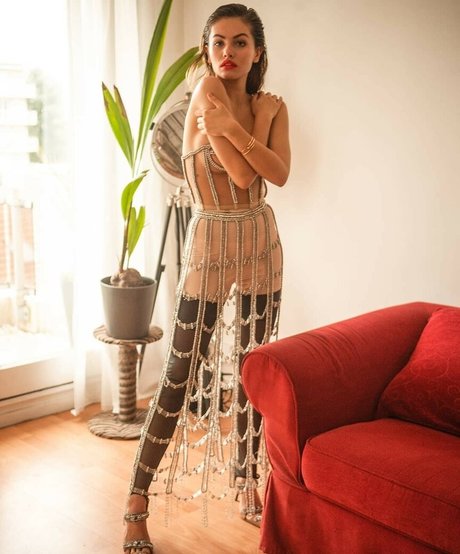 Thylane Blondeau perfect star galleries