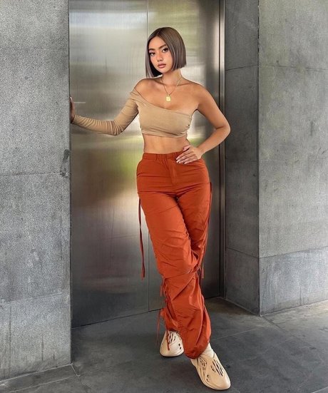 Nika Higashionna star pornographic photos