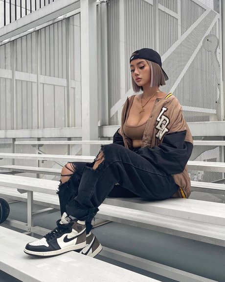 Nika Higashionna model adult pictures