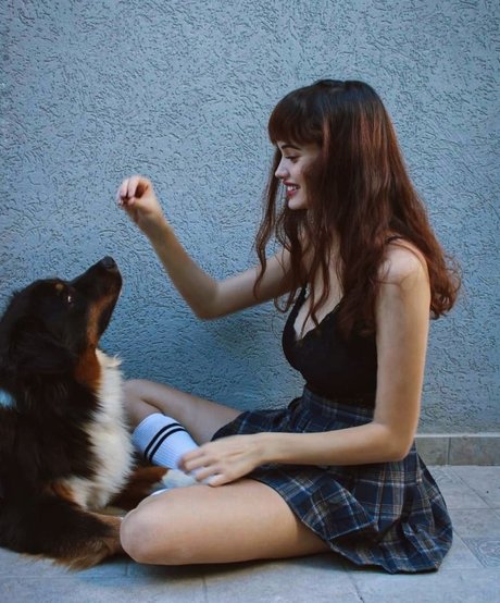 Linoy Tavor art actress pic