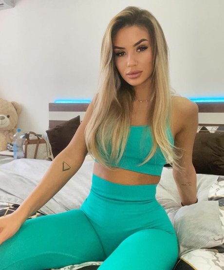 Biancabiiiib star high quality picture