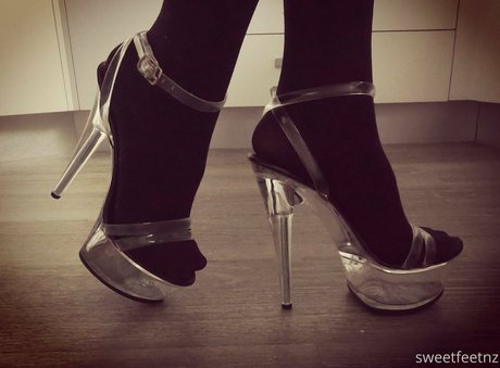 sweetfeetnz pornstar art pictures