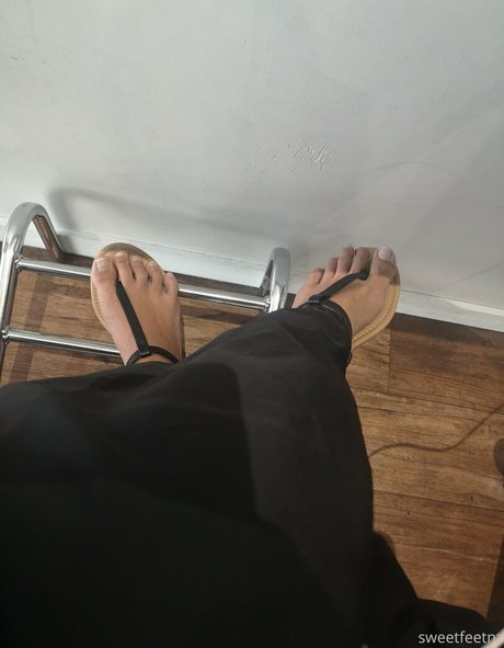 sweetfeetnz pornstar exclusive photos