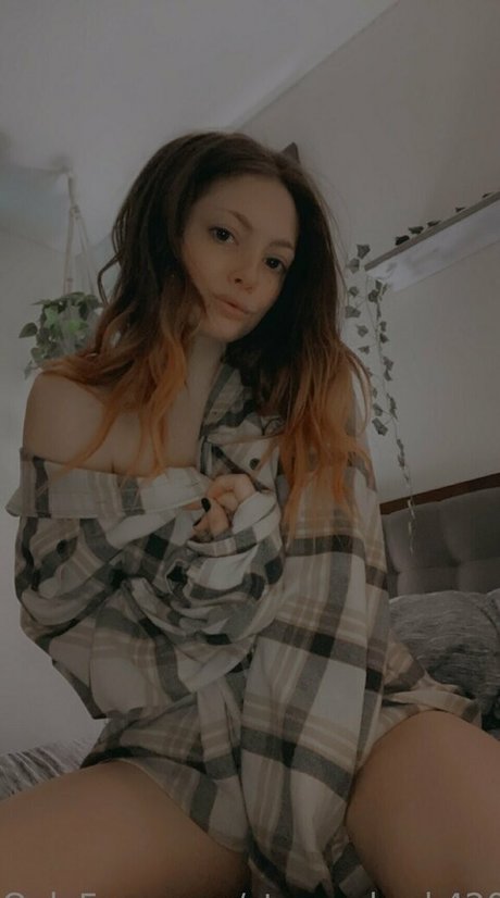 stonershark420 model free pics