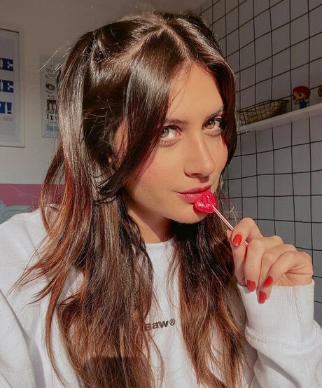 Mariana Nery Profile photo