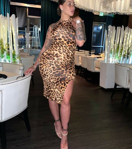 Megan Denise pornographic actress pics