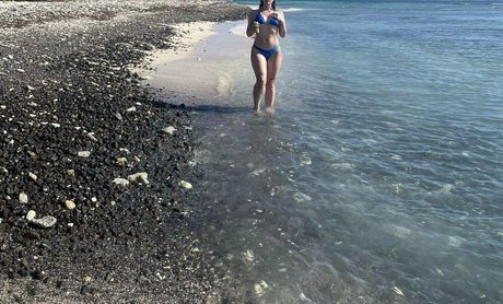 babyski mask perfect actress photo