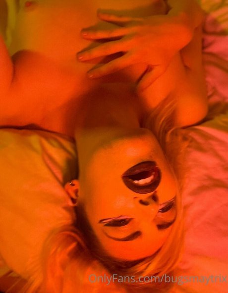 bugsmaytrix erotic star galleries