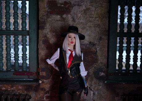 Zirael sg exclusive actress pictures