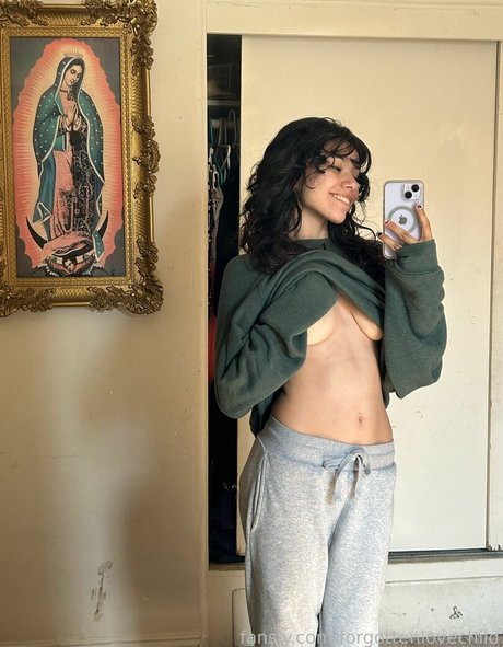 Forgottenlovechild erotic star images