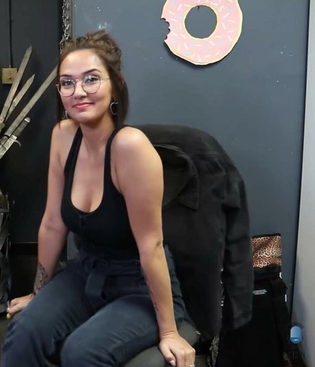 Geo Antoinette free pornstar images