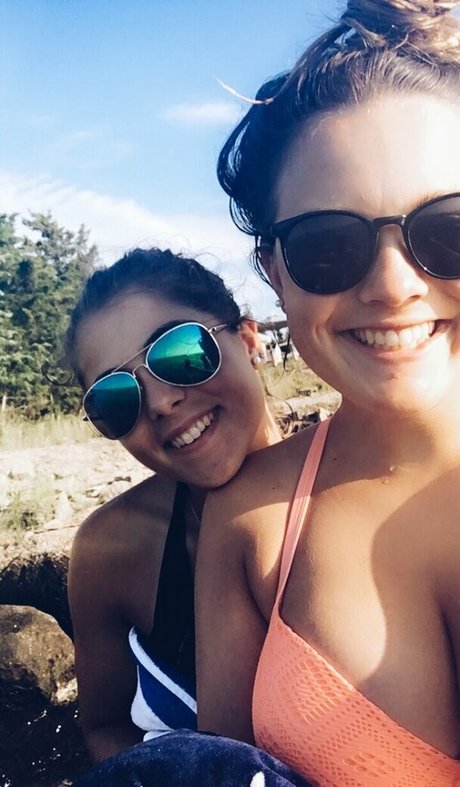 Olivia H sexy model gallery