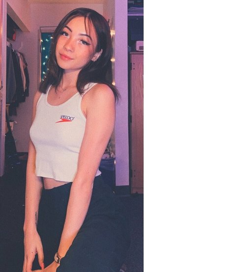 bbykangarou model porn pic