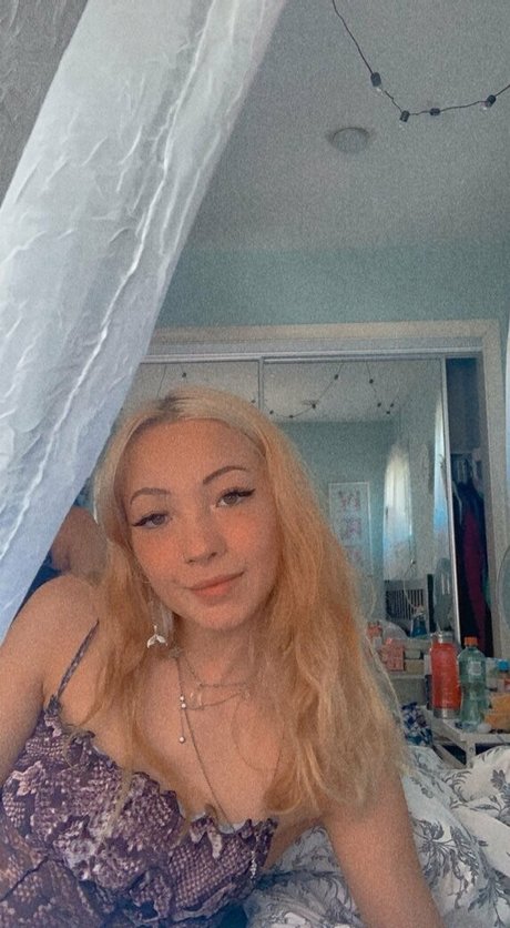 bbykangarou sex model photo