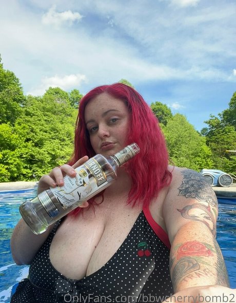 bbwcherrybomb2 hot pornstar picture