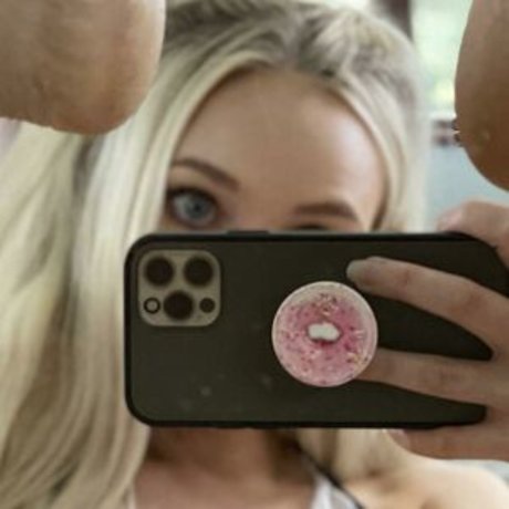 sweet luna pornstar beautiful photos