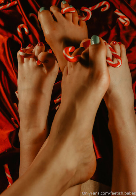 feetish babes model hot picture