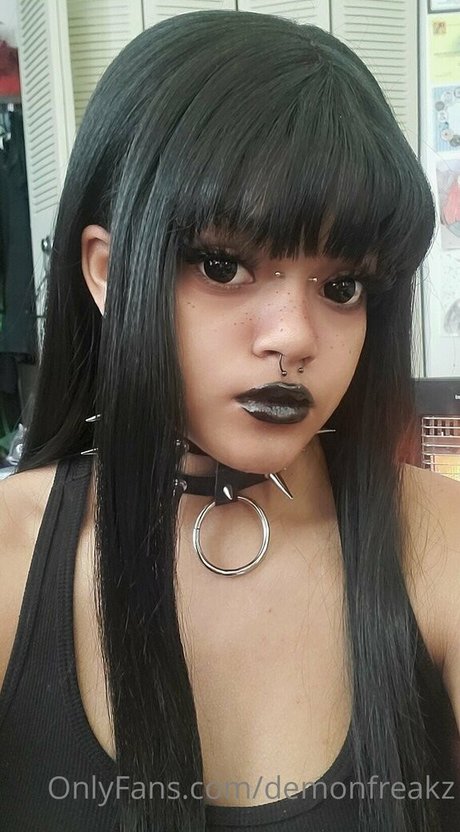 demonfreakz art model images