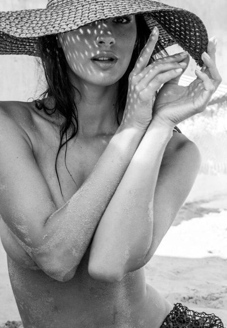 Magdalena Perlinska pretty pornstar photo