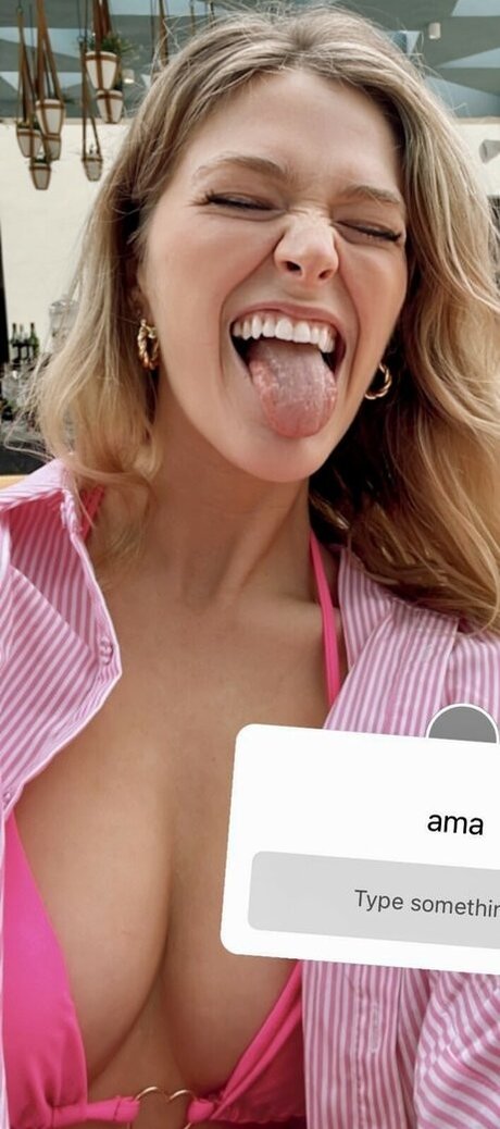 Kelsey Impicciche star high quality images