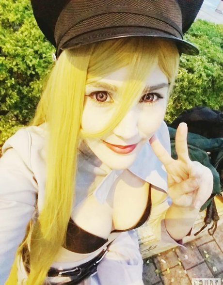 Arual Ebiru Cosplay pretty star picture