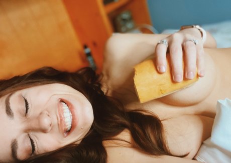 odetteparker model erotic image