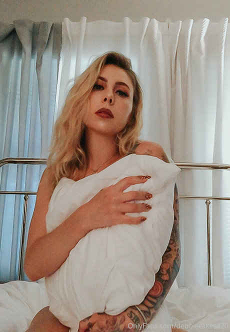 debbiecakes420 perfect model photo