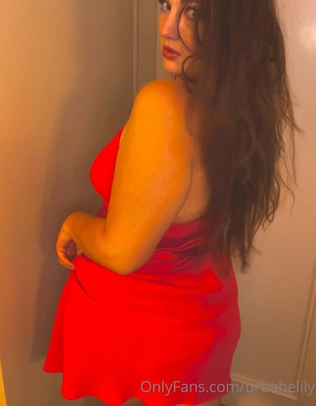 urbabelily beautiful model photo