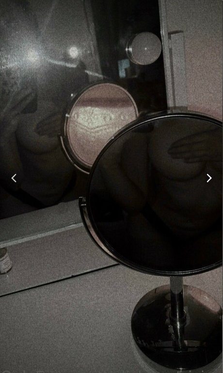 Alisha Wallace hot pornstar images