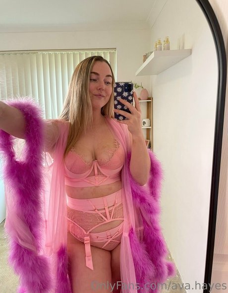 ava hayes pretty pornstar gallery