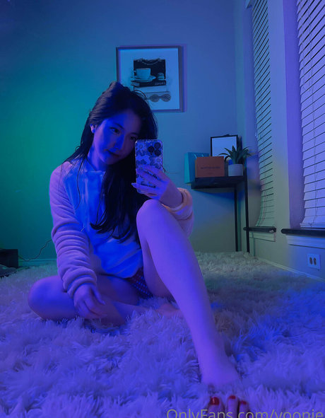 Yoonie top pornstar picture