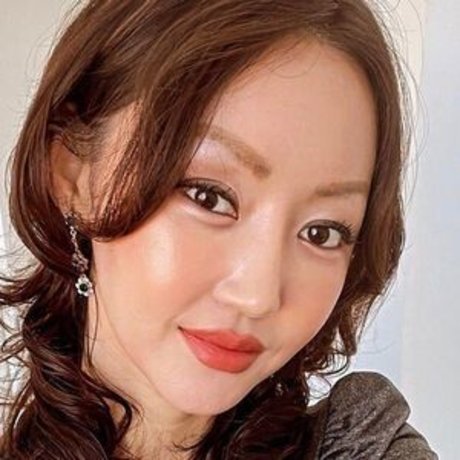 Yeonmi Park free model img