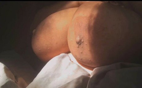 Grxceuncensored porn model pic