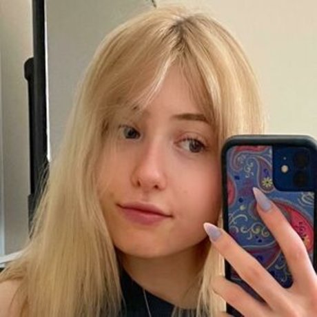 bambiSkye naked pornstar galleries