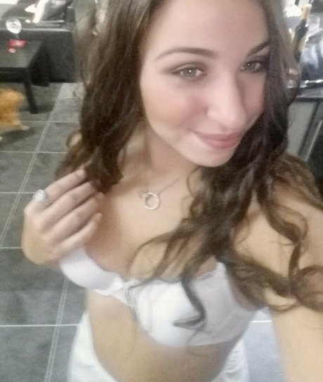 Brogiebear95 model naked galleries