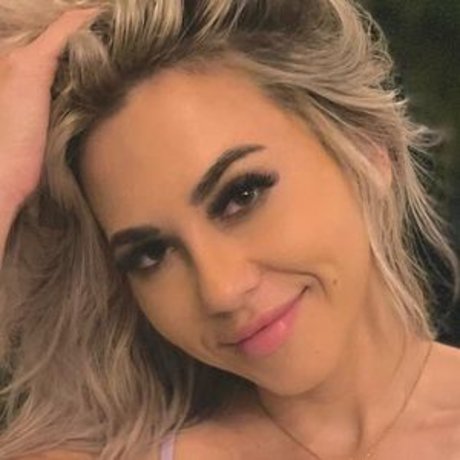 EliteMilk star art photo