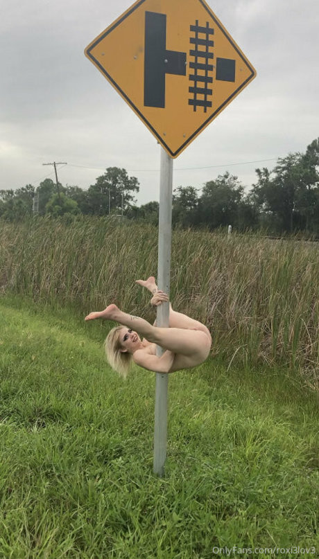 bulge onlyfans xxx gallery