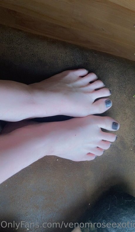 venomroseexotic free actress img