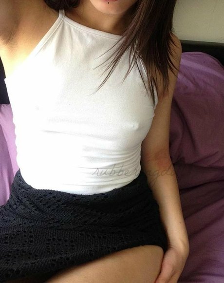 Rubberragdoll model pretty pic