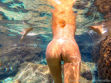 Monimalibu pornstar sexy gallery