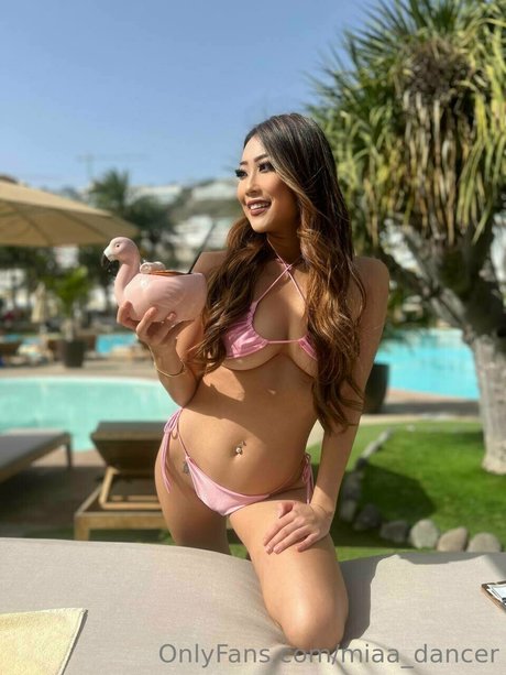 miaa dancer model high quality photo