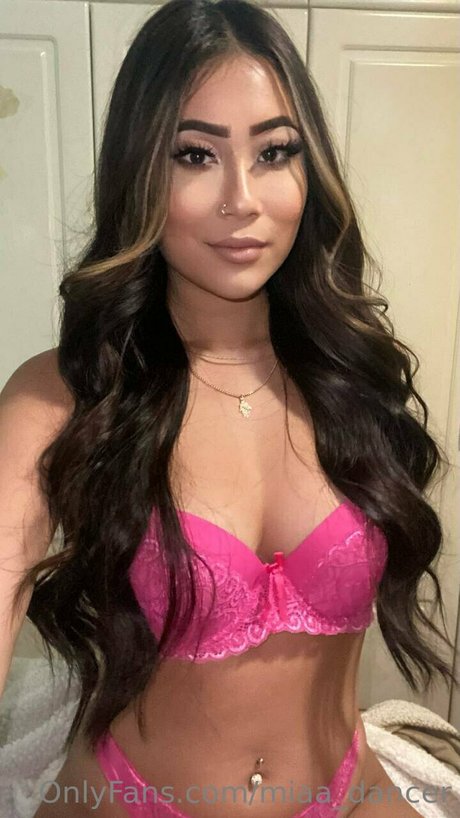 miaa dancer naked star archive