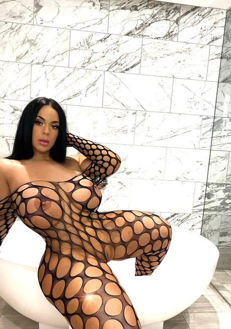 shemale handjob onlyfans pornographic galleries